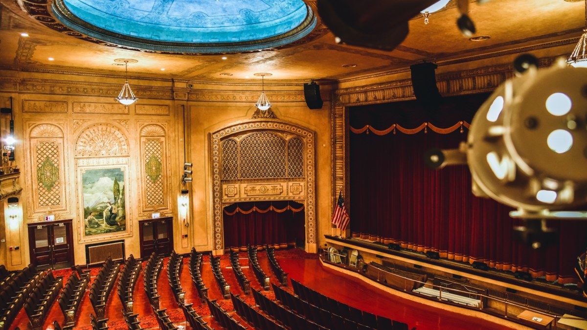 Gowanda's Historic Hollywood Theater Amish Trail